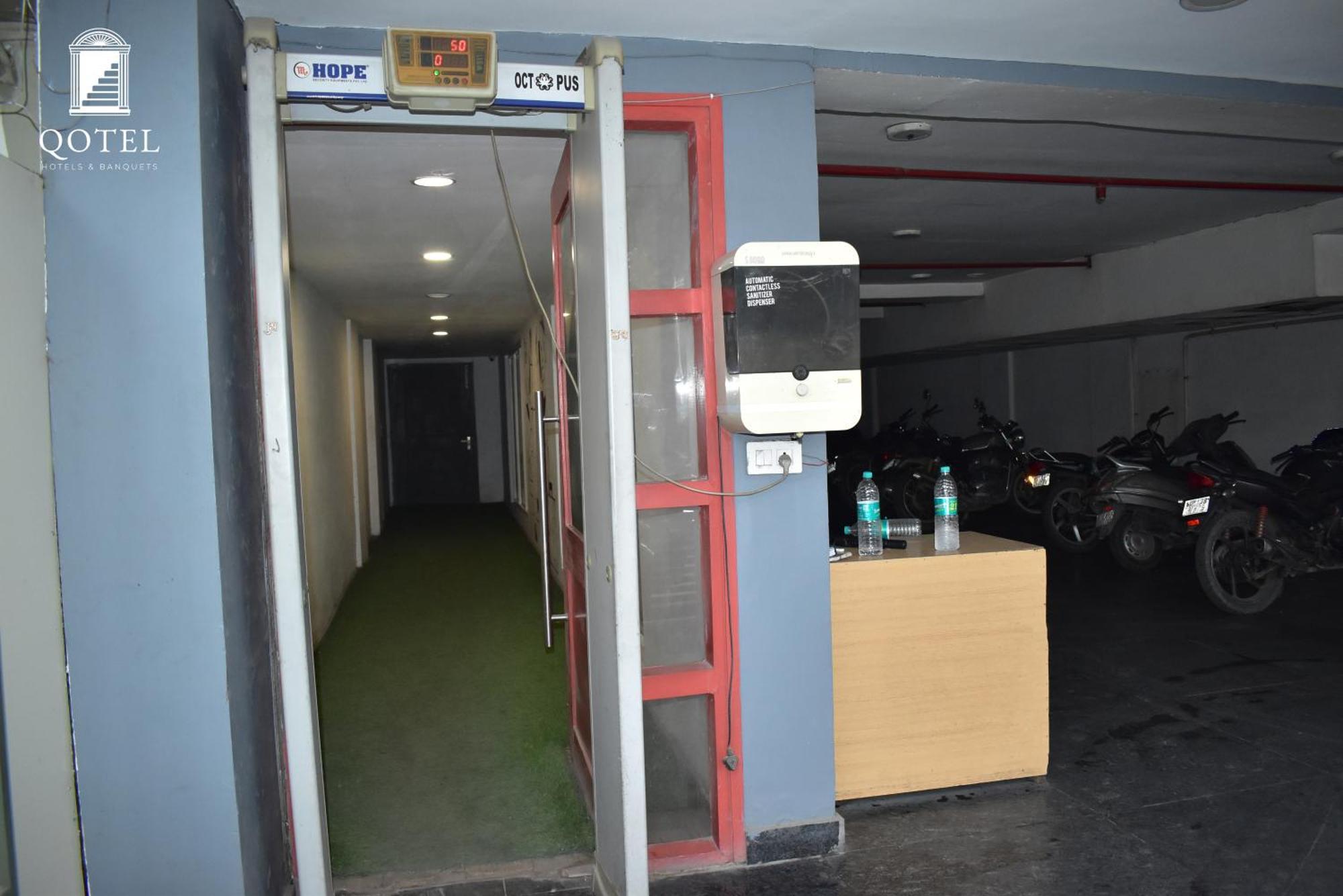 Hotel La Serene By Qotel-Gagan Vihar Anand Vihar Neu-Delhi Exterior foto